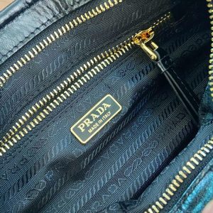 Prada Bag 23.5/12 cm